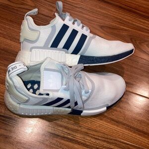 adidas gazelle silver green womens Adidas Men's NMD R1 Shoes